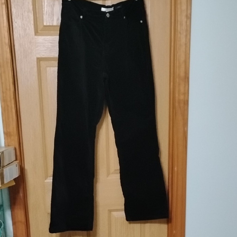 EUC Liz Claiborne Black Corduroy Flare Pants Size 10 - Picture 1 of 6